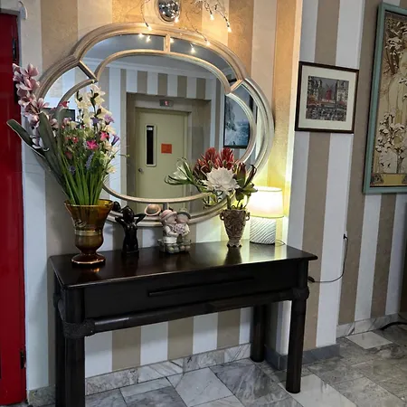 호텔 Apart Hotel Central Razgrad Razgrad