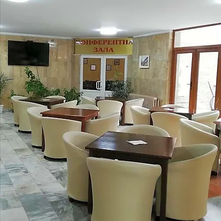 ホテル Apart Hotel Central Razgrad 3*